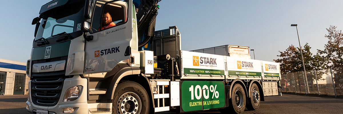 El-lastbil fra STARK, der leverer kundernes byggematerialer på el. 